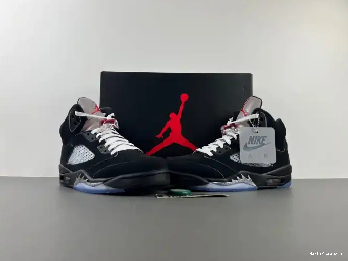 MaikeSneakers HF3975-001 Reimagined Air Black Jordan 5 Metallic 0611